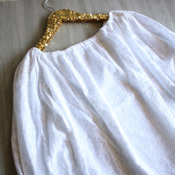 White Off the Shoulder Eyelet Puff Sleeve Blouse - Picture 5 of 9